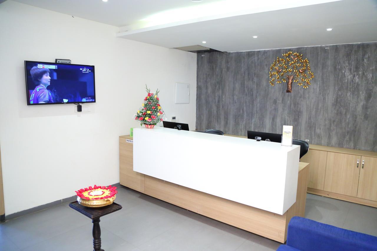 Abhayaa Hotel Visakhapatnam Ngoại thất bức ảnh